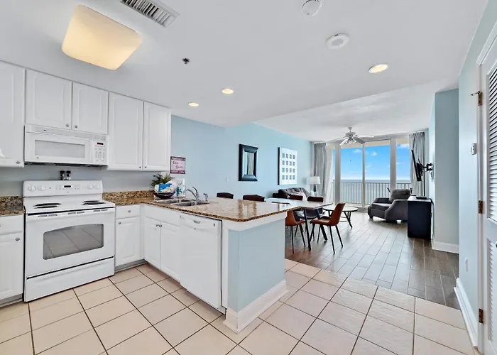 Lighthouse 1512 Apartment