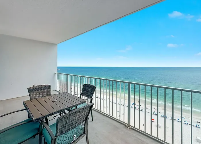 Lighthouse 1512 Apartment *